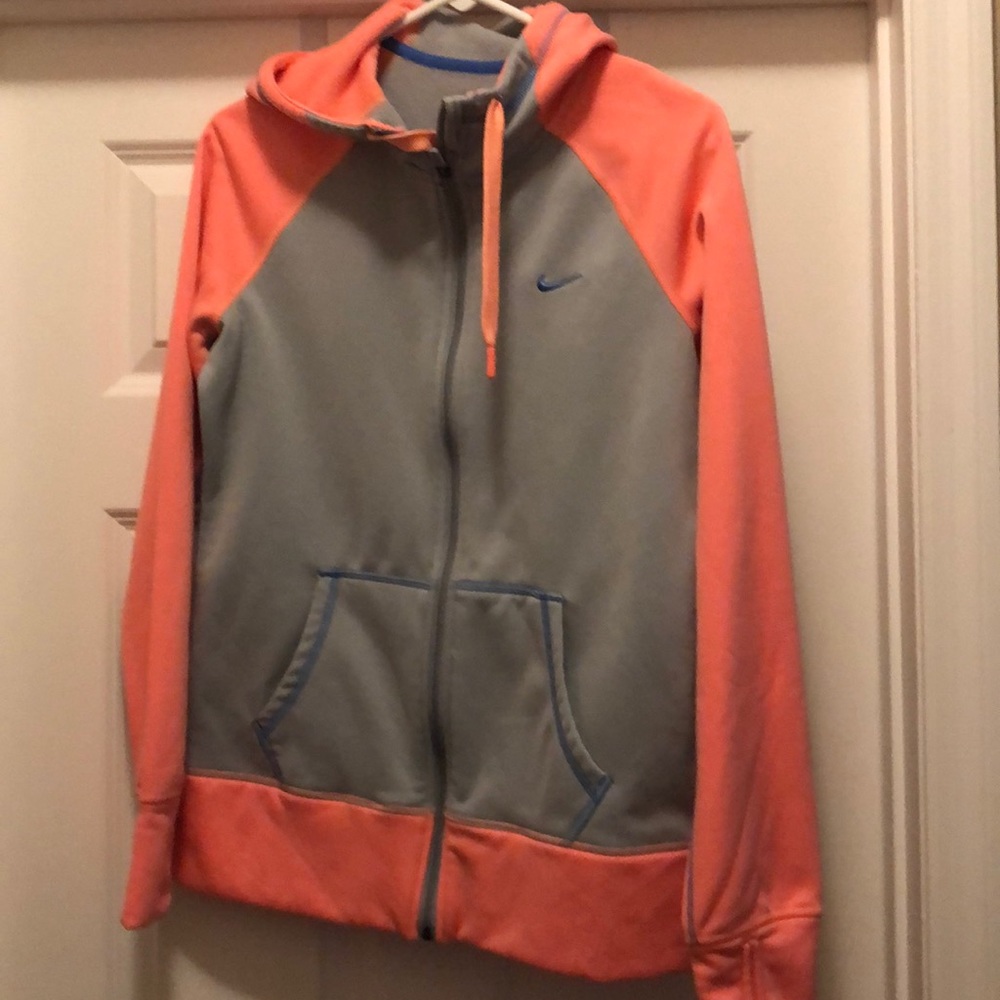 Nike women’s zip up jacket